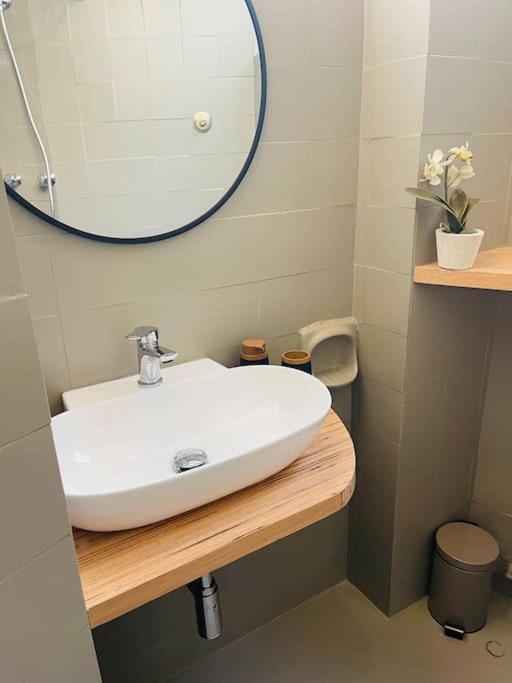 Cozy Apartment In Trastevere Rzym Zewnętrze zdjęcie